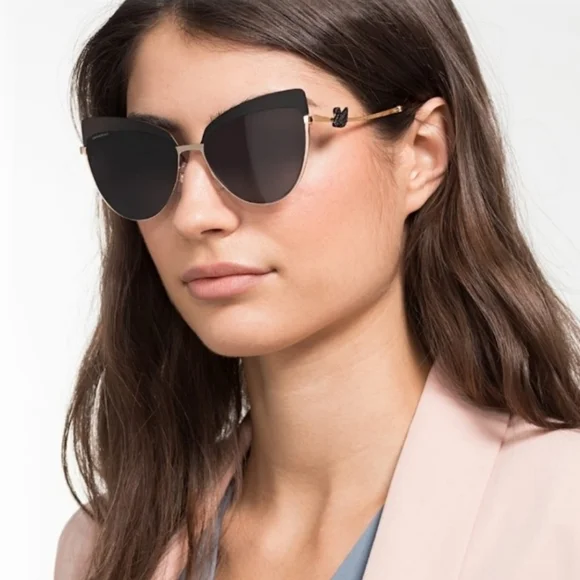 NWT Swarovski Sunglasses NWT SWAROVSKI Sunglasses SW 153 48G Shiny Dark Brown  main image 4